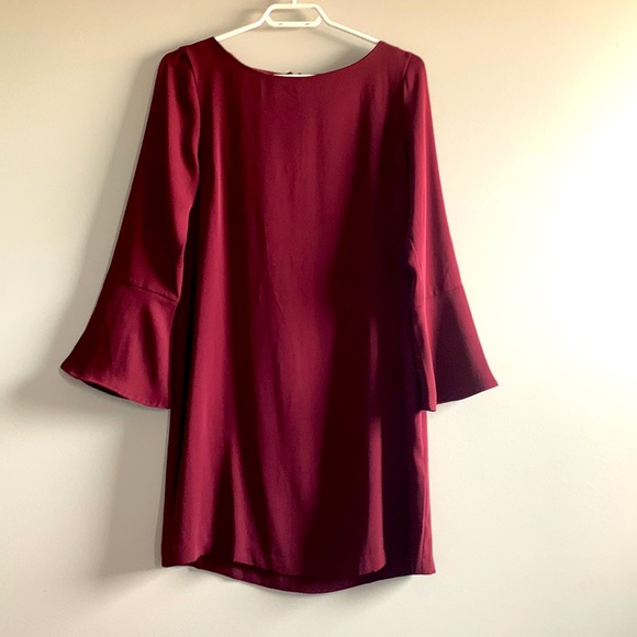Adrienne Vittadini Women’s Sz. 4 Sleeved Dress - Picture 3 of 8
